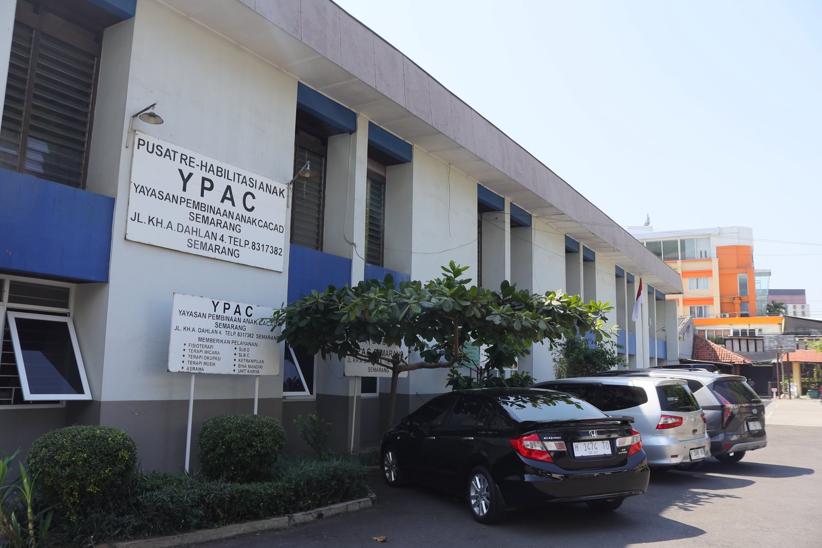 Gedung Pusat Rehabilitasi YPAC